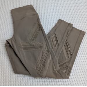 Alo Yoga Ultimate High-Waist Legging in Gravel